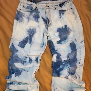Distressed Jeans